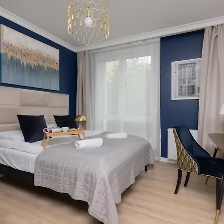 Stylish Atol With Free Parking In The Heart Of By Renters * Gdansk