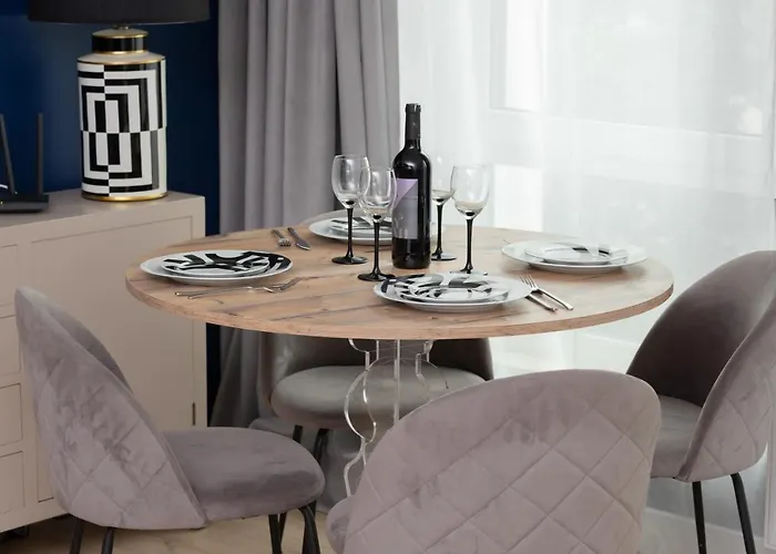 דירה Stylish Atol With Free Parking In The Heart Of By Renters גדנסק